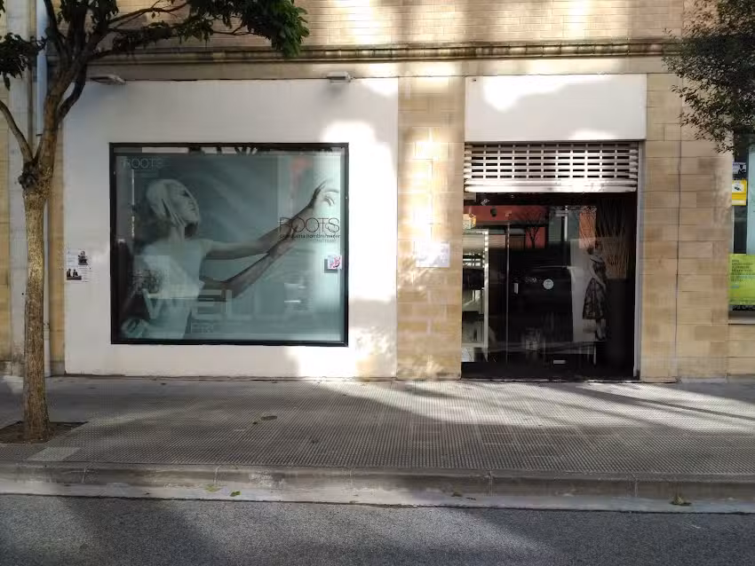 Peluqueria Roots