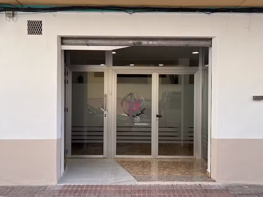 Peluquer&iacute;a RS en Mon&oacute;var &ndash; Cortes modernos y tratamientos capilares en Mon&oacute;var