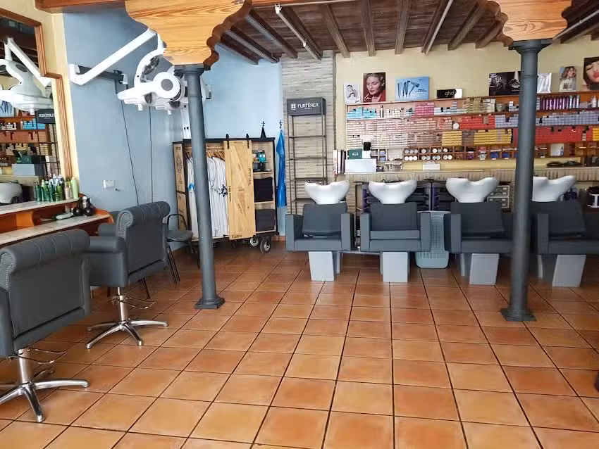 Peluquer&iacute;a Ruiz Mart&iacute;nez Estilistas