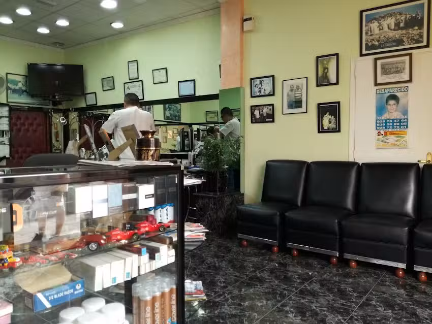 Peluquer&iacute;a Tom&aacute;s
