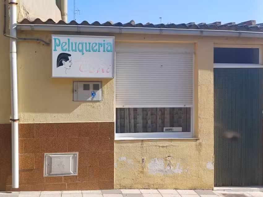 Peluqueria To&ntilde;i