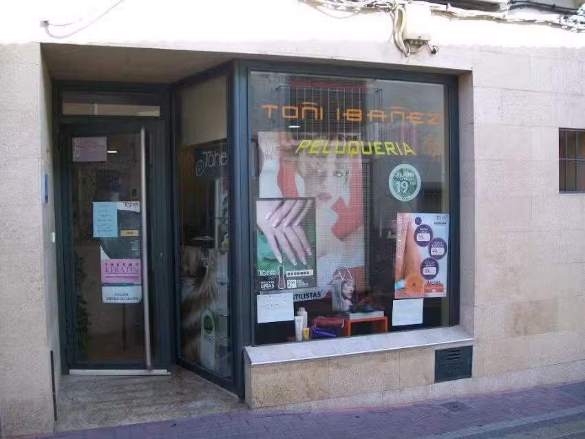 Peluquer&iacute;a To&ntilde;i Ib&aacute;&ntilde;ez