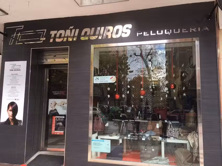 Peluquer&iacute;a To&ntilde;i Quir&oacute;s