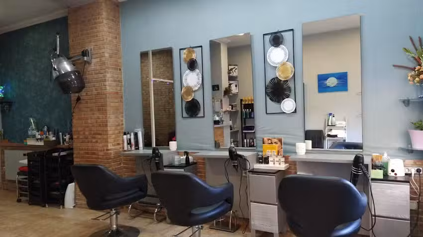 Peluquer&iacute;a To&ntilde;i UNisex