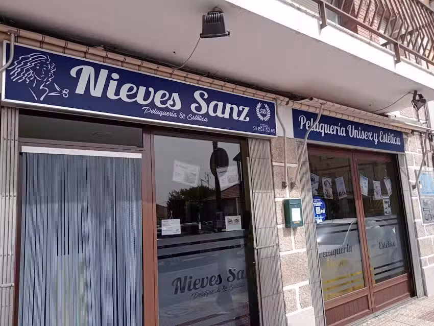 Peluquer&iacute;a Unisex &ndash; Est&eacute;tica Nieves Sanz