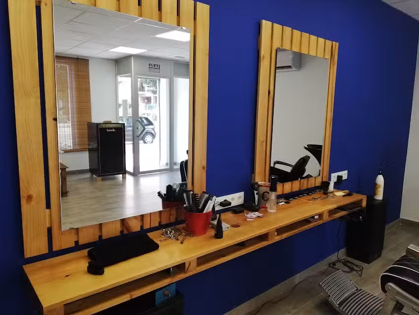Peluquer&iacute;a y barber&iacute;a Barbas Rock Ja&eacute;n