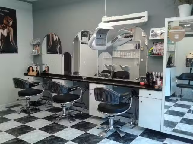 Peluquer&iacute;a y Belleza Esther