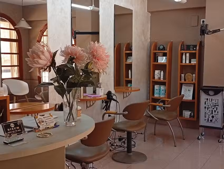 Peluquer&iacute;a y belleza EVAS