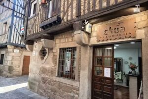 Peluquería y Estetica Akua