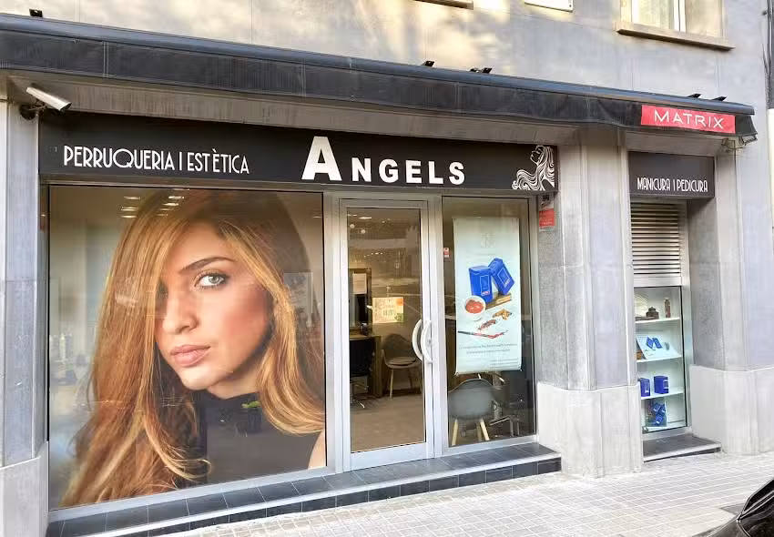 Peluquer&iacute;a y est&eacute;tica &Agrave;ngels