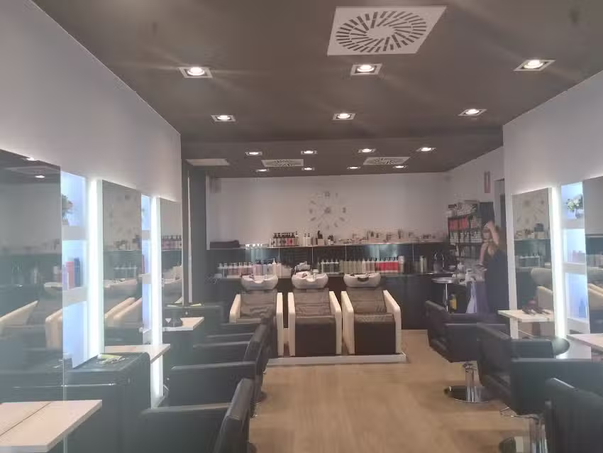 Peluquer&iacute;a y Est&eacute;tica CALLIC&Oacute; ESTILISTES Barcelona