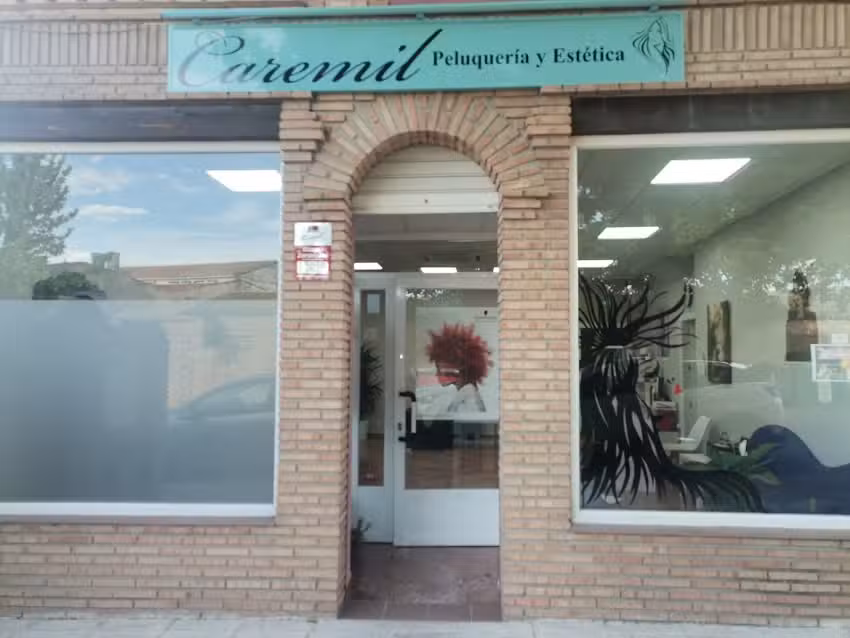 peluquer&iacute;a y Estetica Caremil