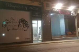 Peluquería y estética Con Encanto