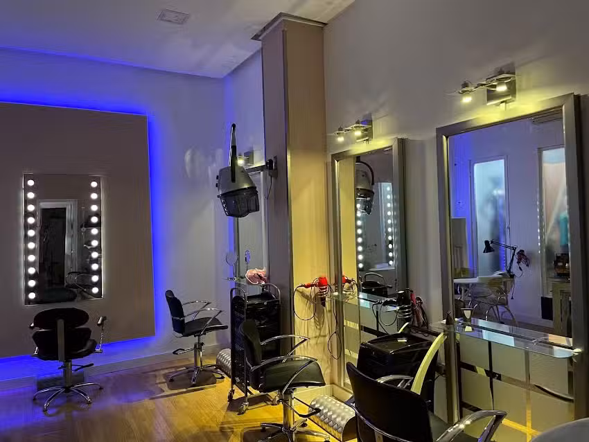 Peluquer&iacute;a y Est&eacute;tica Conchi