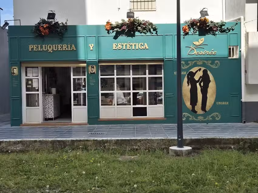 Peluquería y Estética Desirée ( hairdressing)