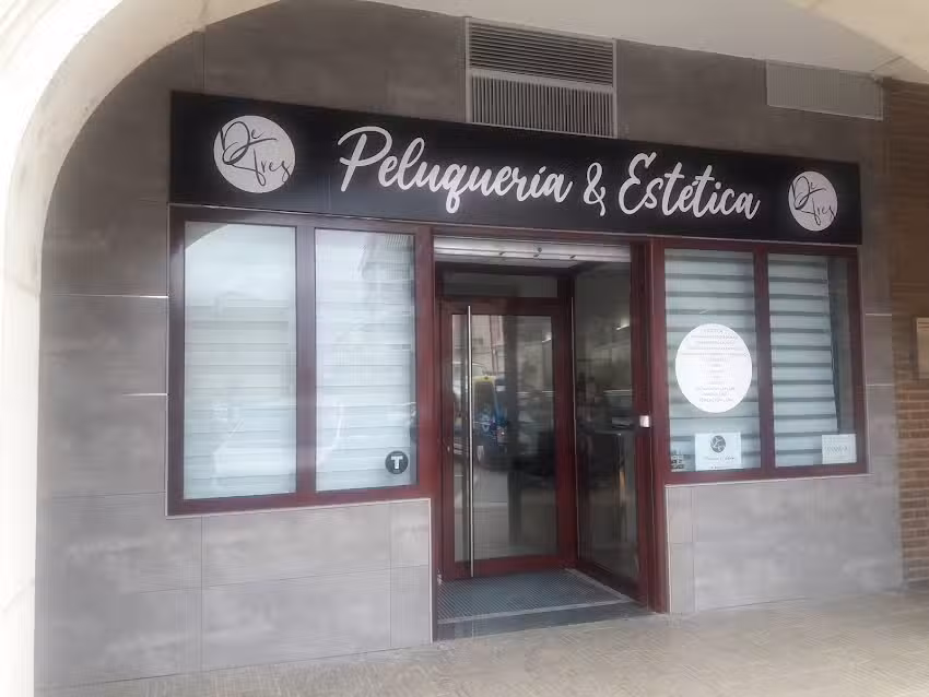 Peluquer&iacute;a y est&eacute;tica Detr&eacute;s