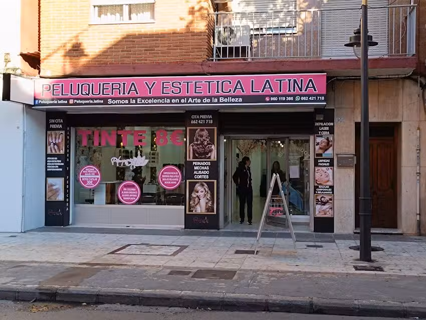 Peluquer&iacute;a y Est&eacute;tica Latina