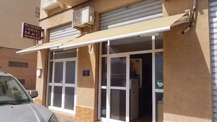 Peluqueria Y Estetica M & C