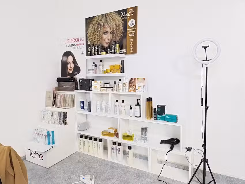 Peluqueria Y est&eacute;tica Marina