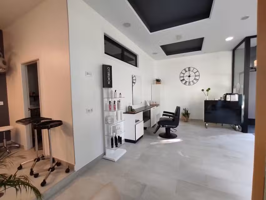 Peluquería y Estética NAYSA