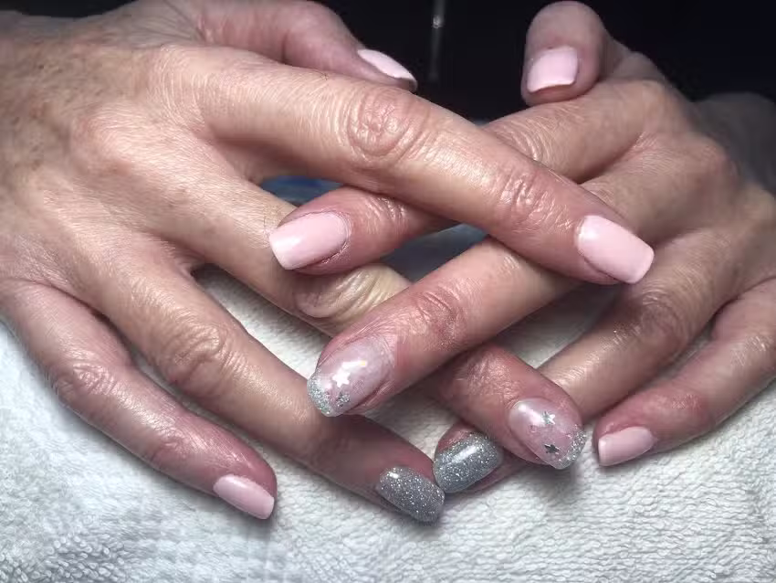 Peluquer&iacute;a y est&eacute;tica SIMARAL