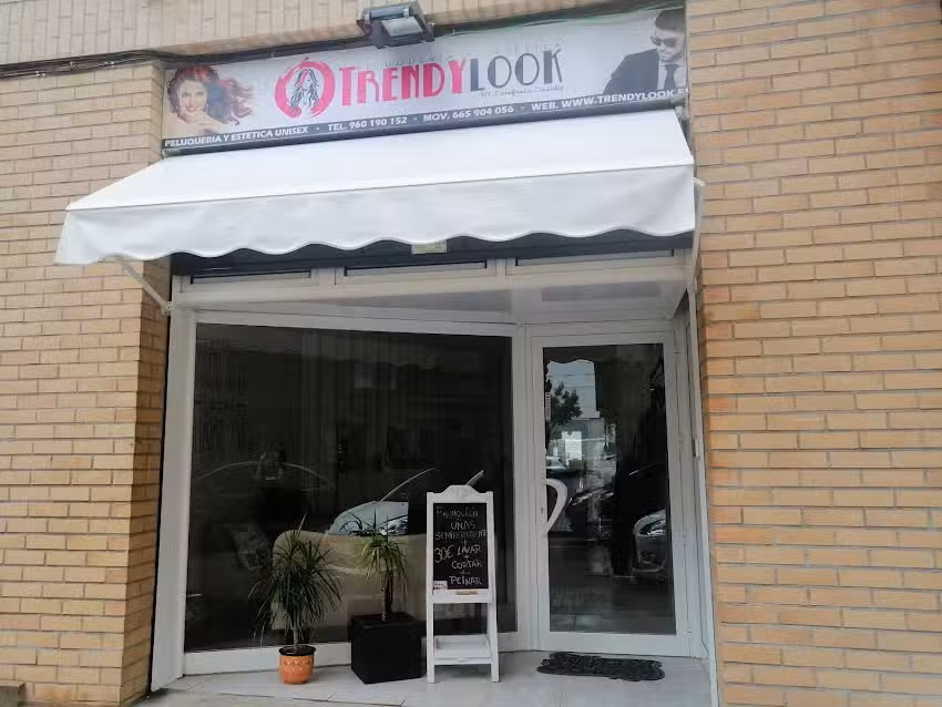 Peluquería y estética TrendyLook Manises