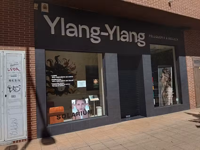Peluquer&iacute;a Ylan Ylang Leticia Torre