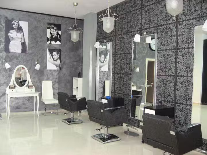 PELUQUERIA YOLANDA BARTRINA