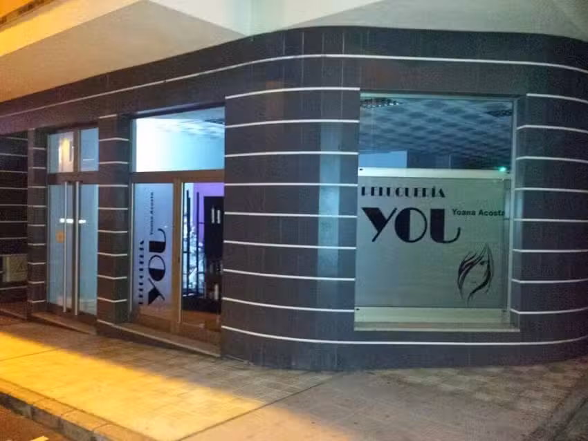 Peluquer&iacute;a You ( Yoana Acosta)