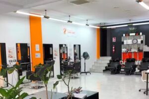 Peluquerías Low Cost LOJA