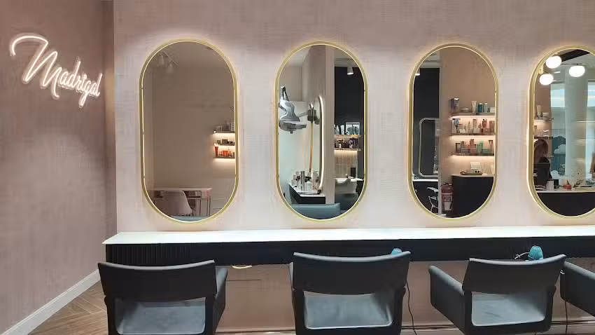 Peluquer&iacute;as Madrigal Tres Aguas