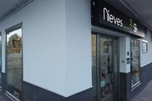Peluqueríayestetica Nieves_Sh