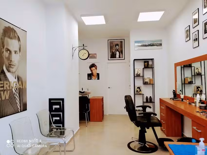 Peluquero Amador Garc&iacute;a