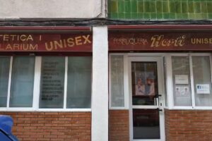 PERRUQUERIA Herti UNISEX.