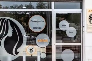PERRUQUERIA I ESTÈTICA ANNA