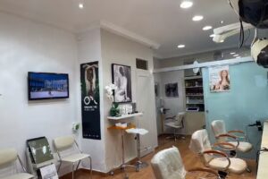 Perruqueria Orgànica Carlos i Cele