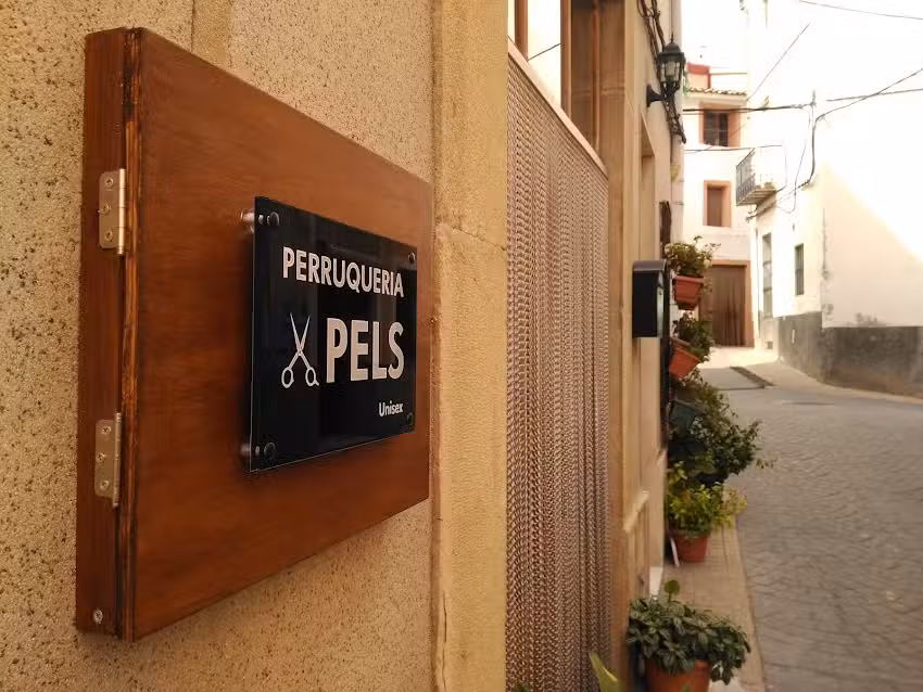 Perruqueria Pels Unisex