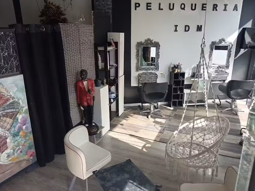 Perruqueria unisex IDM