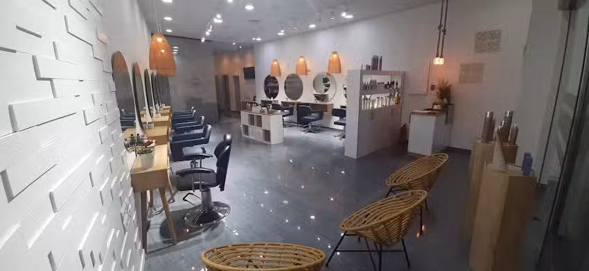 Pilar Mart&iacute;nez Estilista
