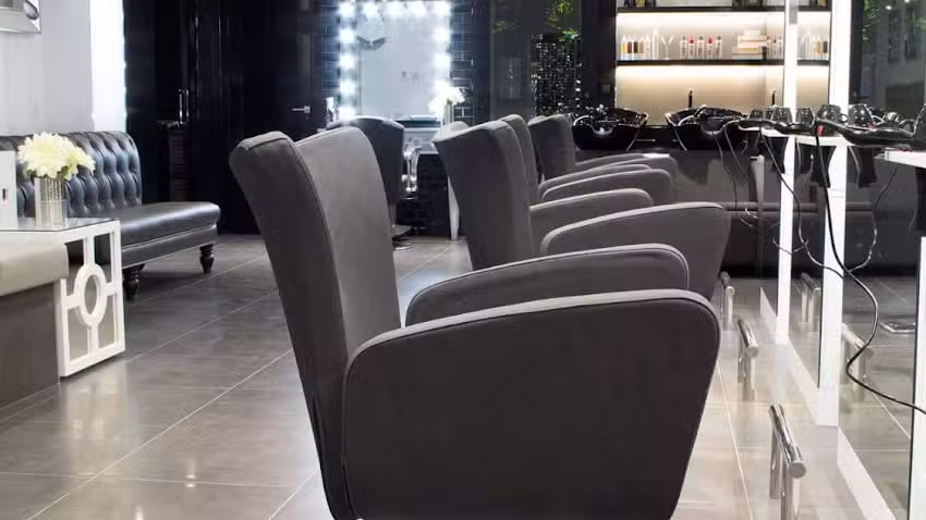 Platino Peluquer&iacute;a Unisex