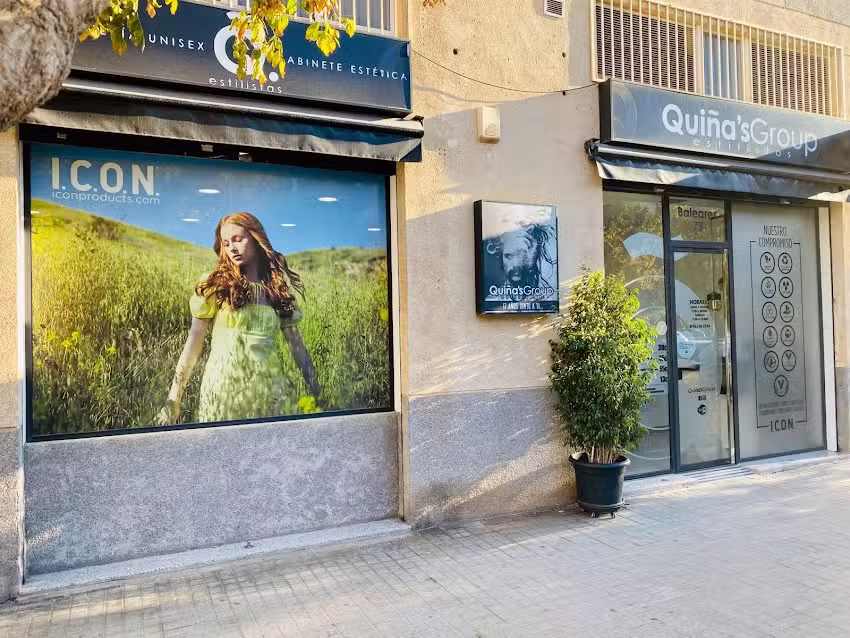 Qui&ntilde;a&acute;s Peluqueros Estilistas