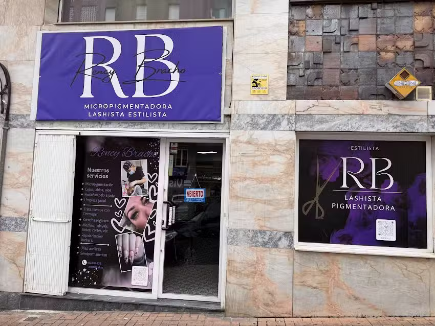 Rency Bracho Estilista Lashista Pigmentadora