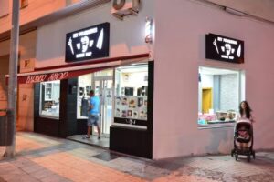 Rey peluqueros barber shop