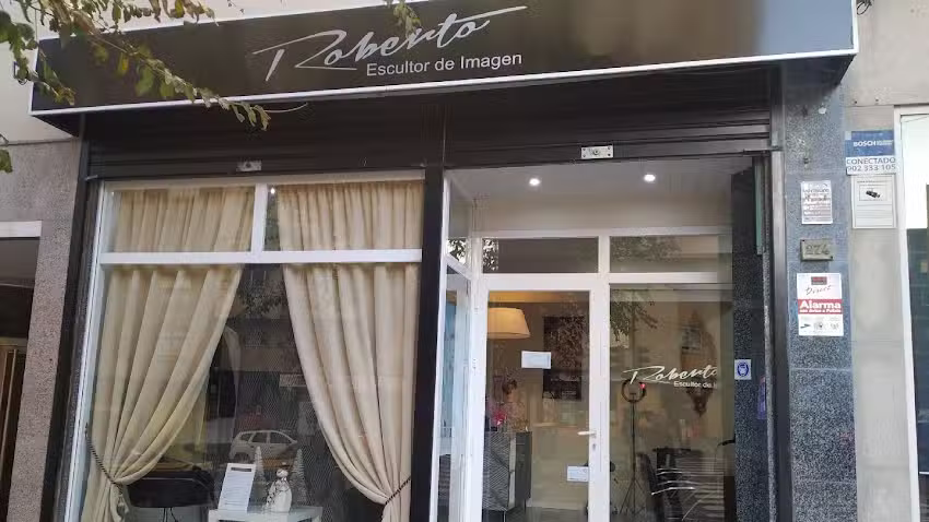 Roberto ~ Escultor de Imágen