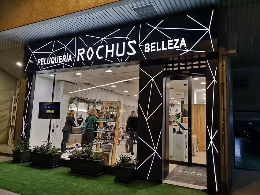 Rochus Peluquer&iacute;a y Belleza