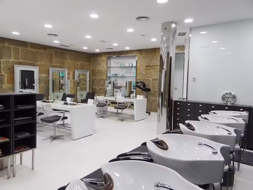 Rochus Peluquer&iacute;a y Belleza