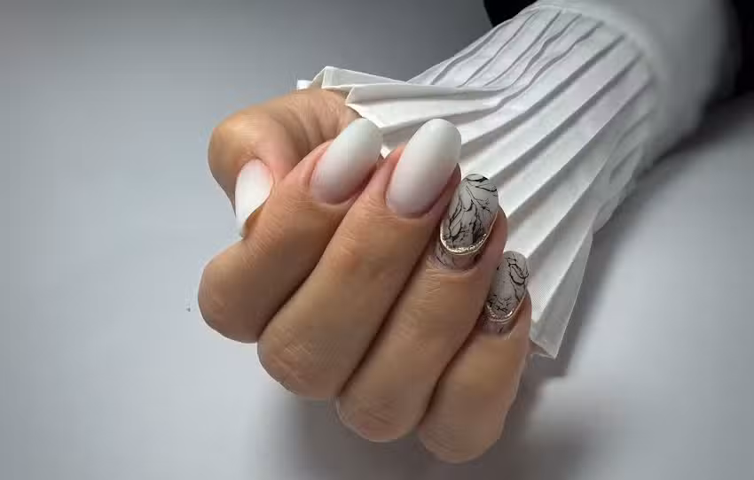 Romina All Nails