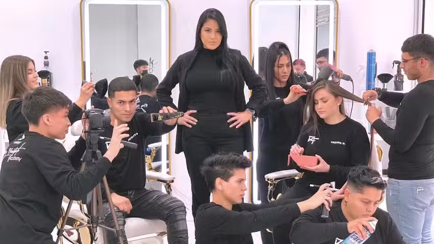 Rosy Frontado Academia & Barbería