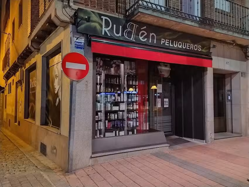 Rubén Peluqueros