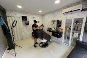 RUFF BARBER